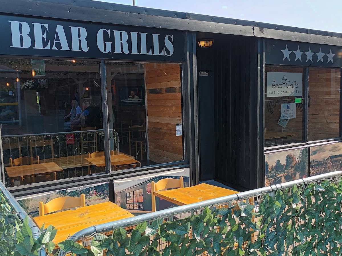 Bear Grills Cafe